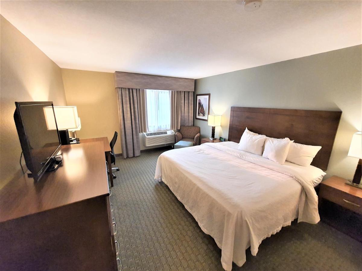Amerivu Inn And Suites - Chisago City ภายนอก รูปภาพ