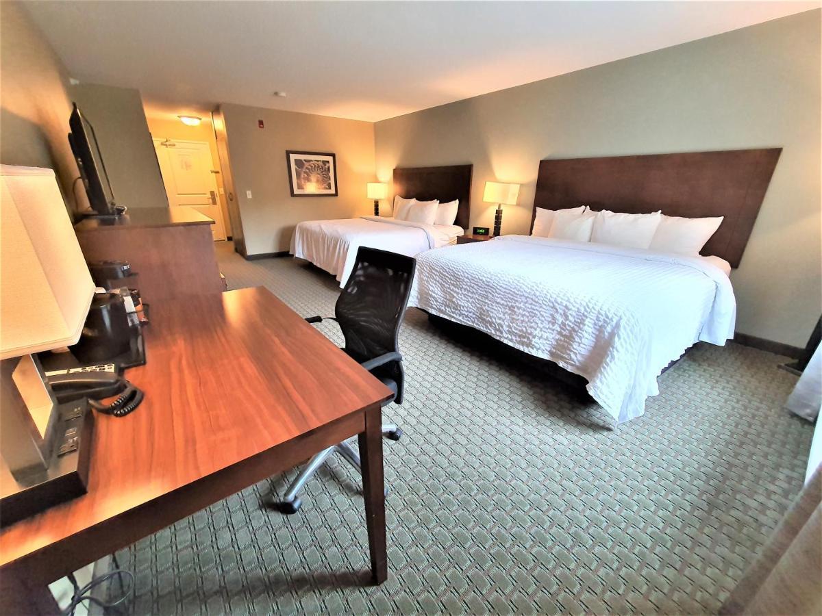 Amerivu Inn And Suites - Chisago City ภายนอก รูปภาพ