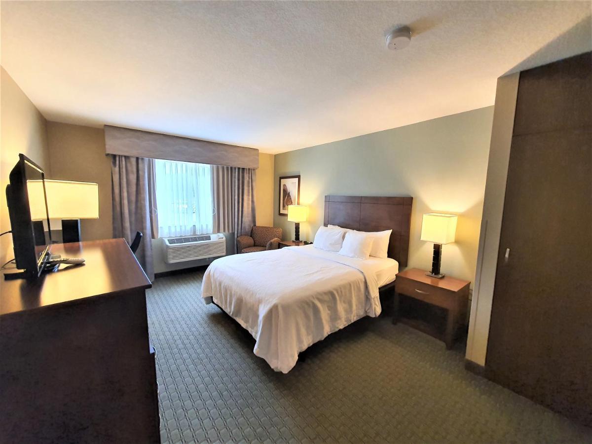 Amerivu Inn And Suites - Chisago City ภายนอก รูปภาพ